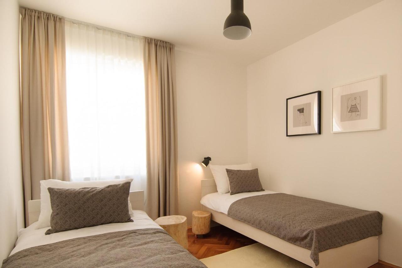 Julie City Centre Porec Apartment Luaran gambar